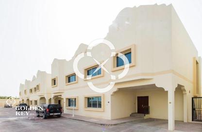 مجمع سكني - 3 غرف نوم - 5 حمامات للايجار في فلل عين خالد - عين خالد - الدوحة