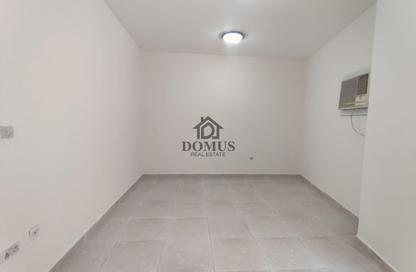Apartment - 2 Bedrooms - 2 Bathrooms for rent in Tadmur Street - Old Airport Road - Doha