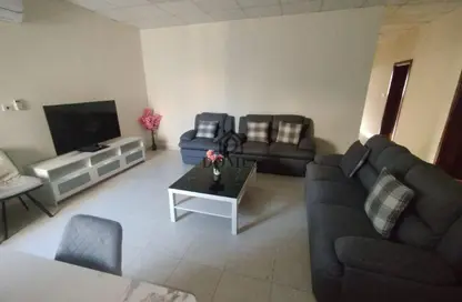 Apartment - 2 Bedrooms - 2 Bathrooms for rent in Al Zubair Bakkar Street - Al Sadd - Doha