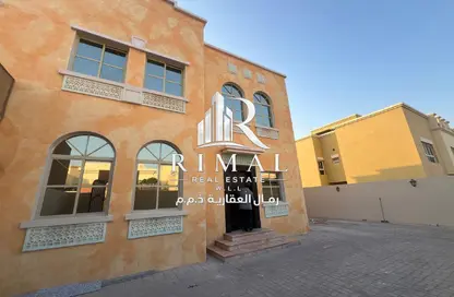 Villa - 4 Bedrooms - 5 Bathrooms for rent in Wadi Al Shaheeniya Street - Ain Khaled - Doha