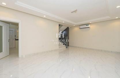 Villa - 4 Bedrooms - 4 Bathrooms for rent in Wadi Al Markh - Muraikh - AlMuraikh - Doha