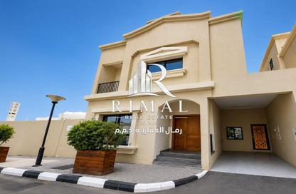 Villa - 5 Bedrooms - 4 Bathrooms for rent in Al Markhiya Street - Al Markhiya - Doha