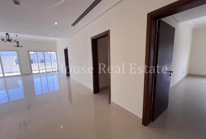 53909020 - Property Image 2