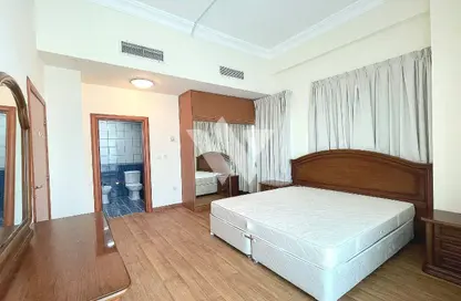 Apartment - 3 Bedrooms - 4 Bathrooms for rent in West Bay Tower - West Bay - West Bay - Doha Apartment - 3 Bedrooms - 4 Bathrooms for rent in West Bay Tower - West Bay - West Bay - Doha