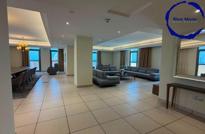 Penthouse - 5 Bedrooms - 7 Bathrooms for rent in West Gate - West Bay Lagoon - Doha Penthouse - 5 Bedrooms - 7 Bathrooms for rent in West Gate - West Bay Lagoon - Doha