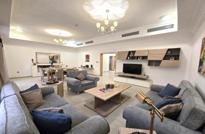 Villa - 3 Bedrooms - 4 Bathrooms for rent in Wadi Al Markh - Muraikh - AlMuraikh - Doha