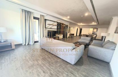 Apartment - 1 Bedroom - 2 Bathrooms for rent in East Porto Drive - Porto Arabia - The Pearl Island - Doha
