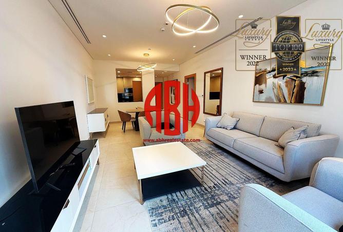 983227 - Property Main Image