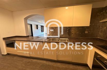 Apartment - 1 Bedroom - 2 Bathrooms for rent in Porto Arabia - The Pearl Island - Doha