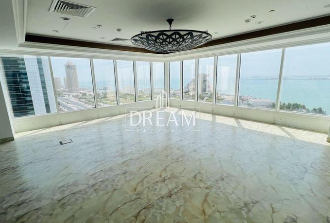 53520183 - Property Image 2