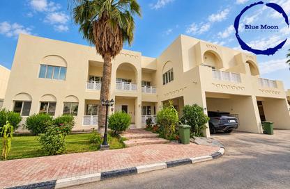 مجمع سكني - 4 - 5 للإيجار في شارع عنيزة - الحي الدبلوماسي - الدوحة مجمع سكني - 4 - 5 للإيجار في شارع عنيزة - الحي الدبلوماسي - الدوحة