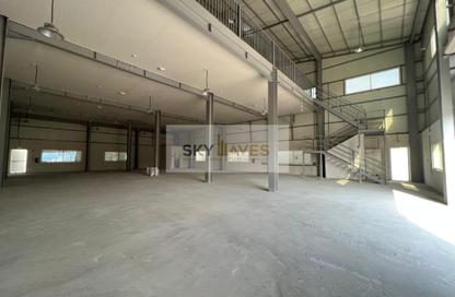 Warehouse - Studio - 7+ Bathrooms for rent in East Industrial Street - Birkat Al Awamer - Al Wakra