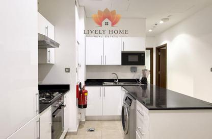 Apartment - 2 - 2 for rent in Marina Tower 23 - Marina District - Lusail