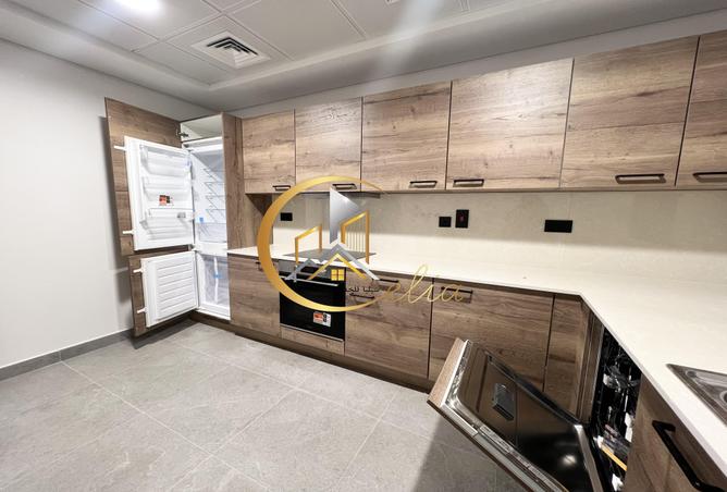 57833795 - Property Image 2