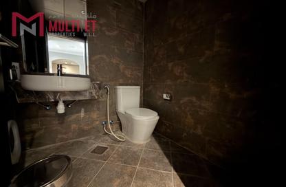 Apartment - 1 Bedroom - 2 Bathrooms for rent in East Porto Drive - Porto Arabia - The Pearl Island - Doha
