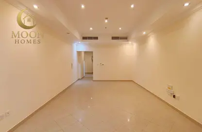 شقة - 2 غرف نوم - 2 حمامات للايجار في السد - السد - الدوحة