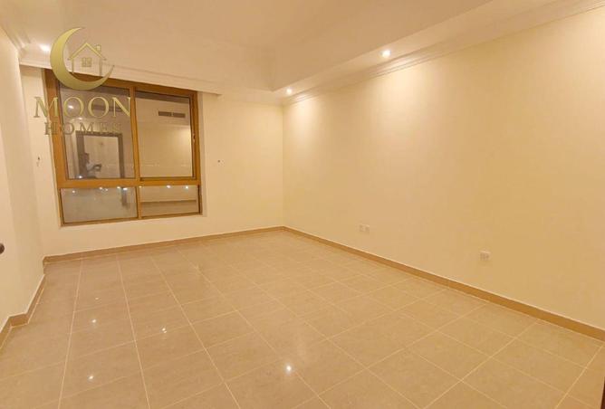 52318744 - صورة العقار 2