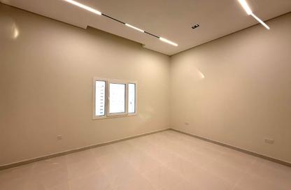 Villa - 7 - 7 for sale in Umm Qarn - Al Daayen