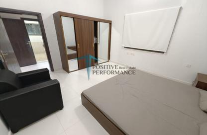 Apartment - 1 Bedroom - 1 Bathroom for rent in Bin Omran 35 - Fereej Bin Omran - Doha