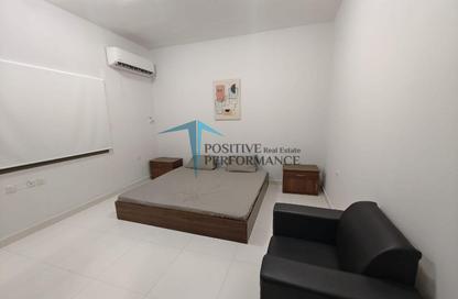 Apartment - 1 Bedroom - 1 Bathroom for rent in Bin Omran 35 - Fereej Bin Omran - Doha