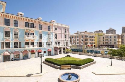 Apartment - 1 Bedroom - 2 Bathrooms for rent in Teatro - Qanat Quartier - The Pearl Island - Doha