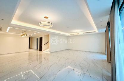 Villa - 5 - 6 for rent in Floresta Gardens - Floresta Gardens - The Pearl Island - Doha Villa - 5 - 6 for rent in Floresta Gardens - Floresta Gardens - The Pearl Island - Doha
