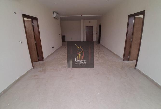 54690401 - صورة العقار 2