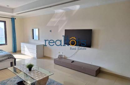 Apartment - Studio - 1 Bathroom for rent in Tower 13 - Porto Arabia - The Pearl Island - Doha