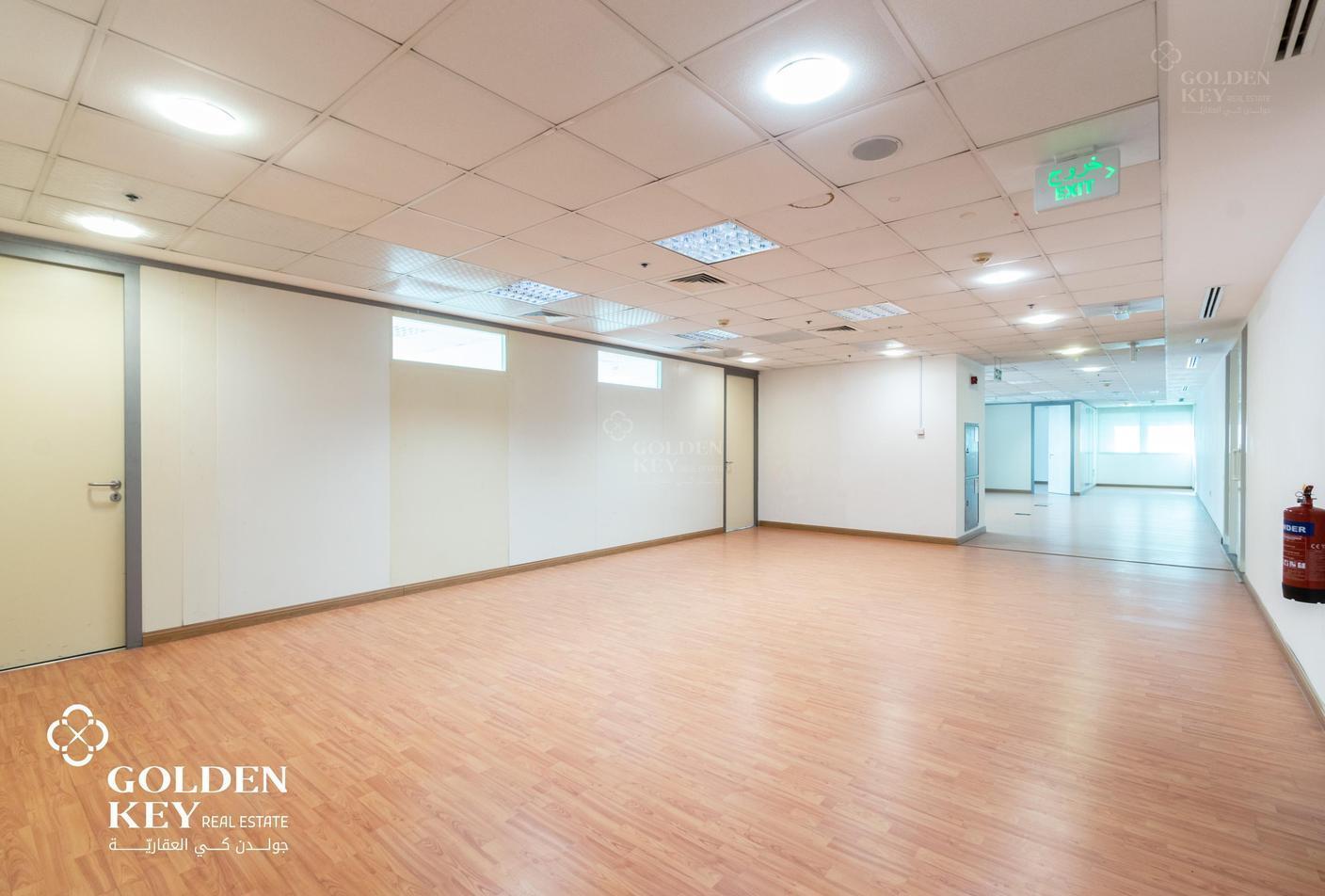 Full Office Floor | West Bay | Great Views