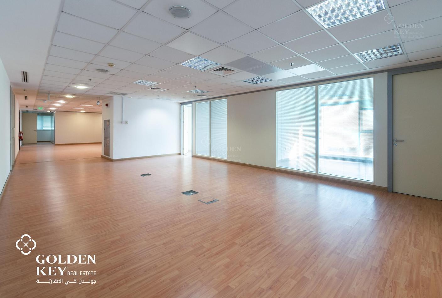 Full Office Floor | West Bay | Great Views