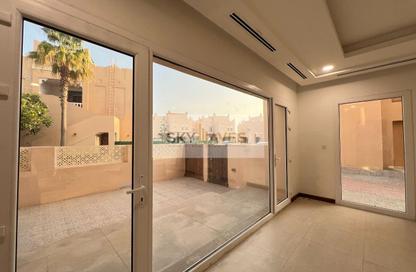 Villa - 4 Bedrooms - 5 Bathrooms for rent in West Bay Lagoon Villas - West Bay Lagoon - West Bay Lagoon - Doha