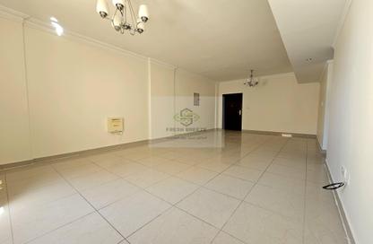 Apartment - 3 Bedrooms - 3 Bathrooms for rent in Al Mansoura - Al Mansoura - Doha