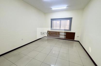 Office Space - Studio - 2 Bathrooms for rent in Al Sadd Road - Al Sadd - Doha