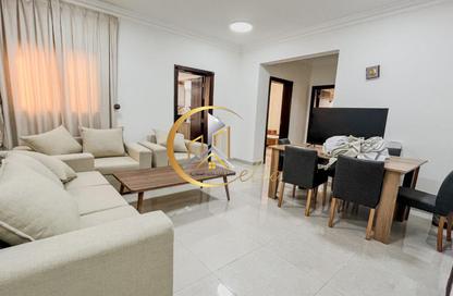 Apartment - 2 Bedrooms - 2 Bathrooms for rent in Bin Omran 28 - Fereej Bin Omran - Doha Apartment - 2 Bedrooms - 2 Bathrooms for rent in Bin Omran 28 - Fereej Bin Omran - Doha