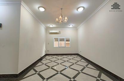 Apartment - 2 Bedrooms - 2 Bathrooms for rent in Muntazah 7 - Al Muntazah - Doha