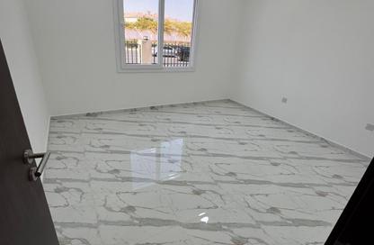 Apartment - 2 Bedrooms - 2 Bathrooms for rent in Al Najda Street - Madinat Khalifa North - Madinat Khalifa - Doha