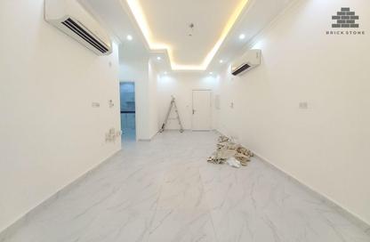 Apartment - 3 Bedrooms - 3 Bathrooms for rent in Muntazah 70 - Al Muntazah - Doha