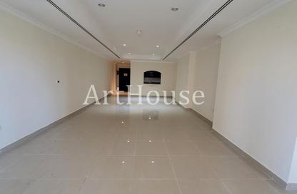 Apartment - Studio - 1 Bathroom for rent in Porto Arabia - The Pearl Island - Doha Apartment - Studio - 1 Bathroom for rent in Porto Arabia - The Pearl Island - Doha