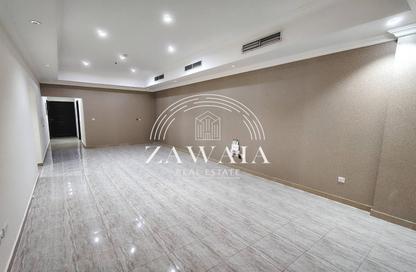 Apartment - 2 Bedrooms - 2 Bathrooms for rent in Al Sadd Road - Al Sadd - Doha Apartment - 2 Bedrooms - 2 Bathrooms for rent in Al Sadd Road - Al Sadd - Doha