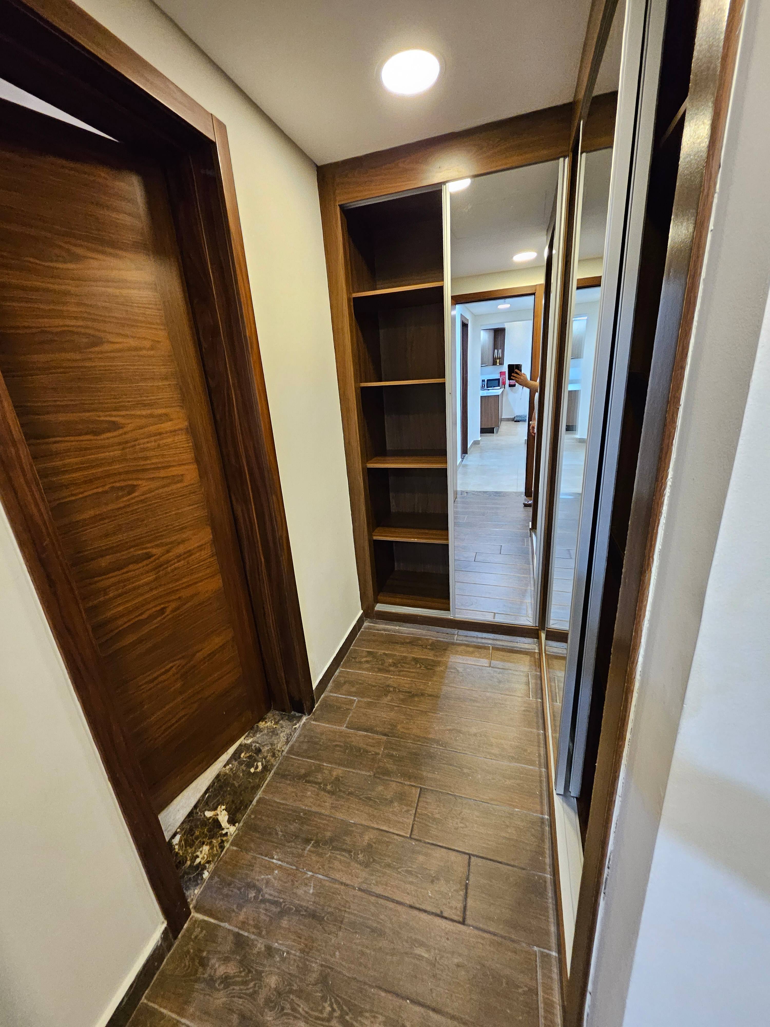 BEST DEAL 2 BEDROOM BIG LAYOUT WITH BALCONY thumbnail 13