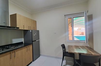 Apartment - Studio - 1 for rent in Onaiza Street - Diplomatic Area - Doha