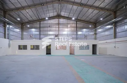 Warehouse - Studio - 1 Bathroom for rent in Industrial Area 4 - Industrial Area - Industrial Area - Doha