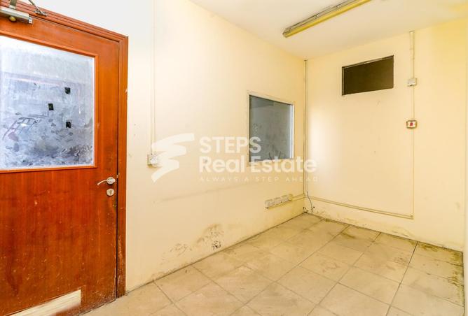 54491693 - Property Image 2