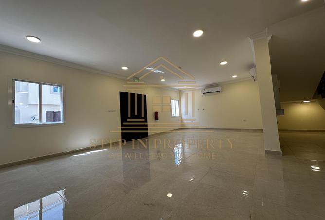 56618874 - Property Image 2