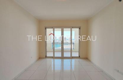 Apartment - 3 Bedrooms - 4 Bathrooms for rent in Viva West - Viva Bahriyah - The Pearl Island - Doha