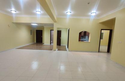 Apartment - 2 Bedrooms - 2 Bathrooms for rent in Al Mansoura - Al Mansoura - Doha