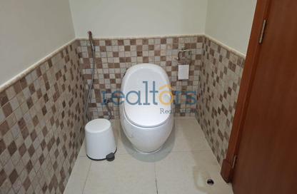 Apartment - 1 Bedroom - 2 Bathrooms for rent in Tower 29 - Porto Arabia - The Pearl Island - Doha