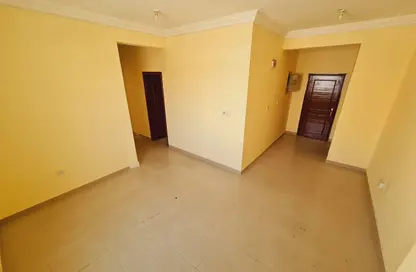 Apartment - 3 Bedrooms - 2 Bathrooms for rent in Bin Omran - Fereej Bin Omran - Doha