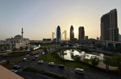 Apartment - 1 Bedroom - 2 Bathrooms for rent in East Porto Drive - Porto Arabia - The Pearl Island - Doha