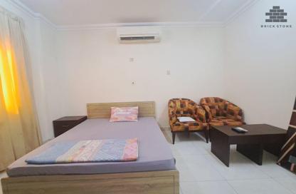Apartment - Studio - 1 Bathroom for rent in Umm Ghwailina Comm - Umm Ghuwalina - Umm Ghuwailina - Doha